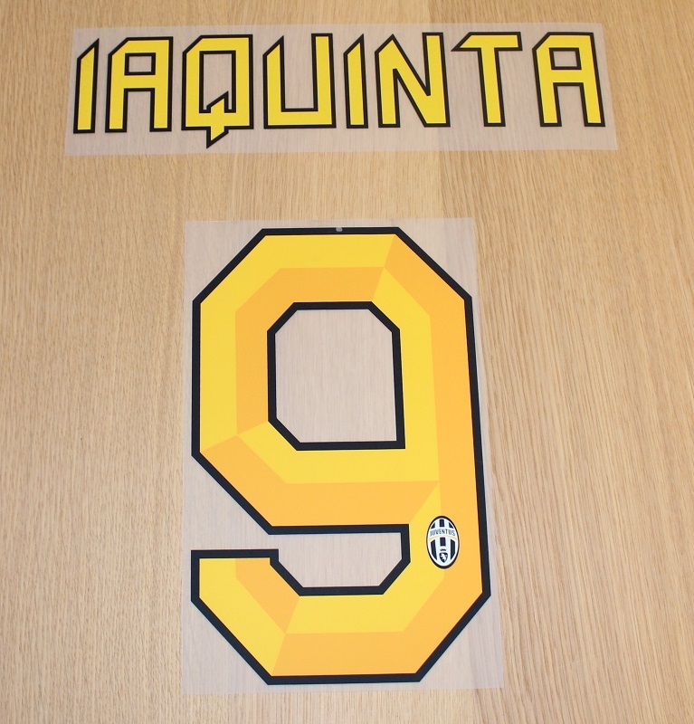 Juventus Home Printing 2010 11   Iaquinta 9 Adult