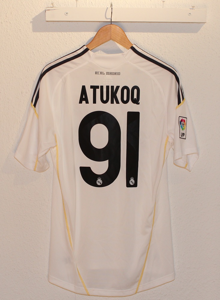 Real Madrid Home Jersey 2009 10   Atukoq 91 M
