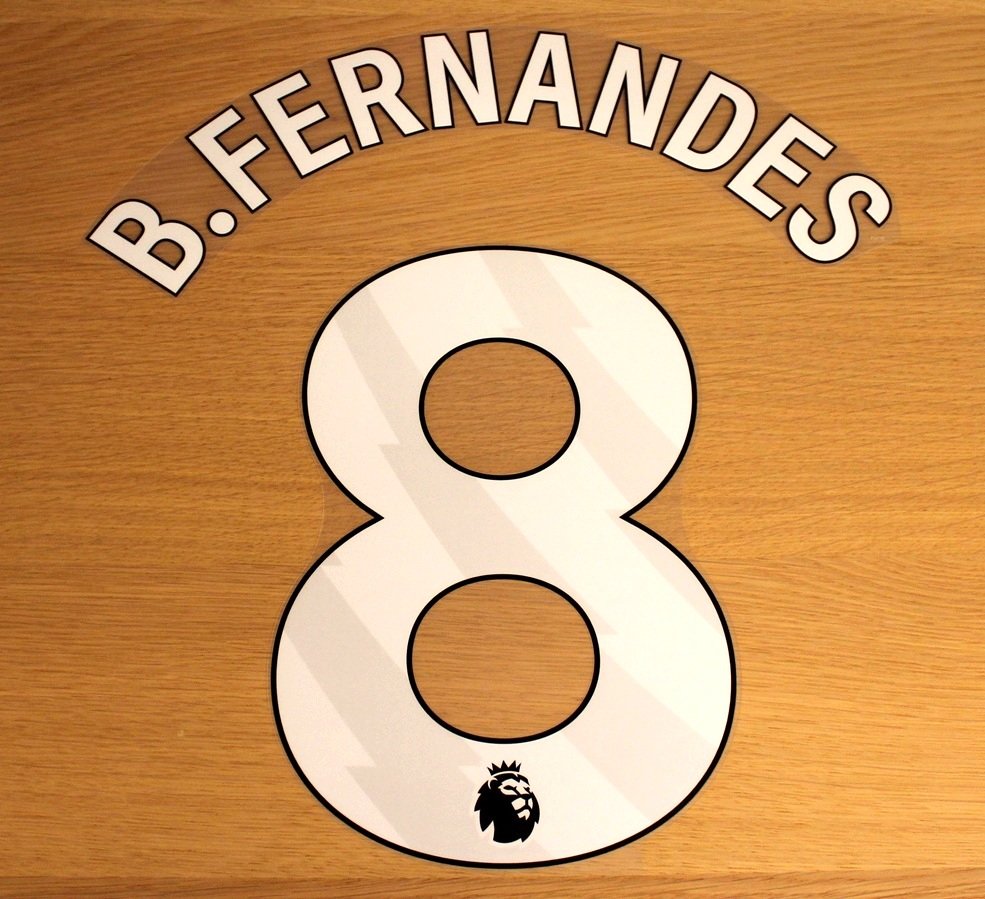 Manchester United Pl Home Print 2023 27   B  Fernandes 8 Player S